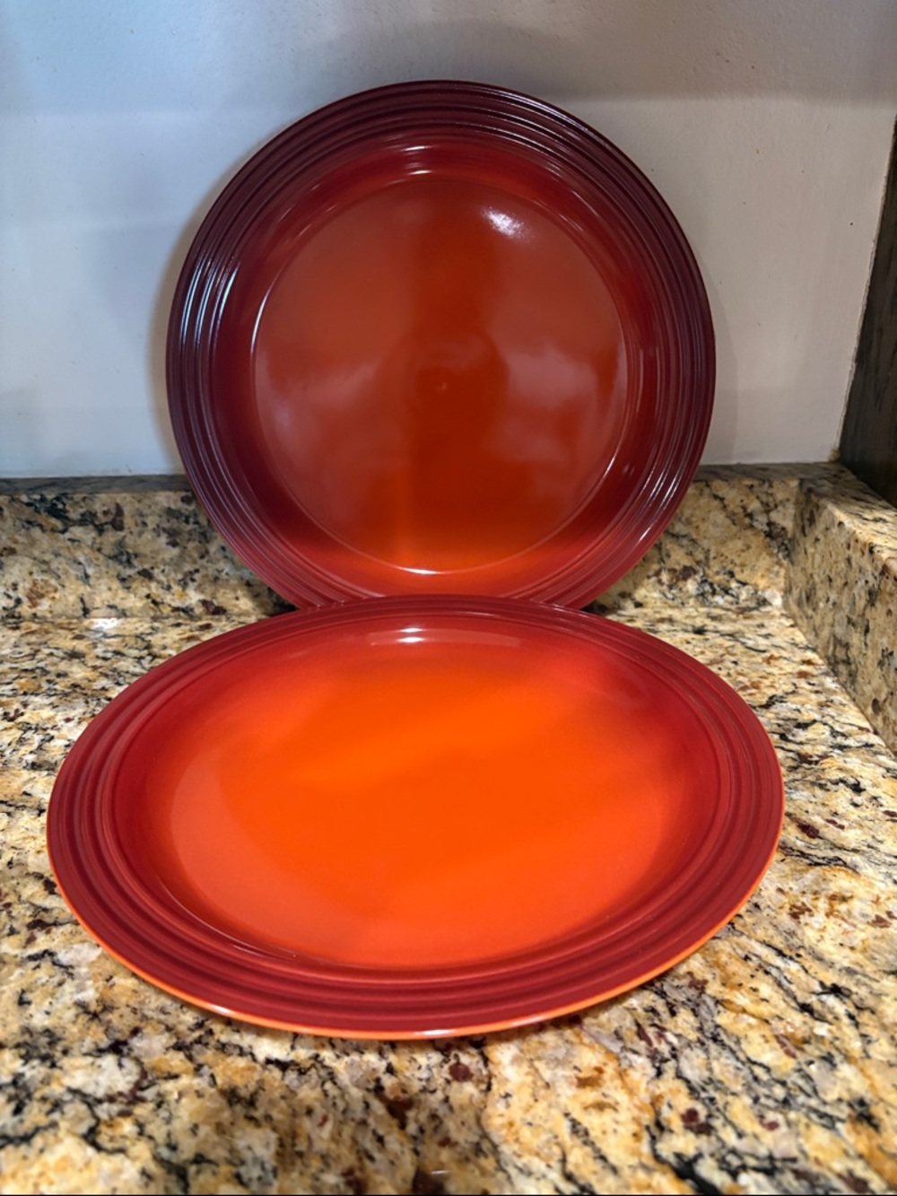 NWT Creuset Cayenne 27cm Ceramic Dinner Plates, Set of 2
